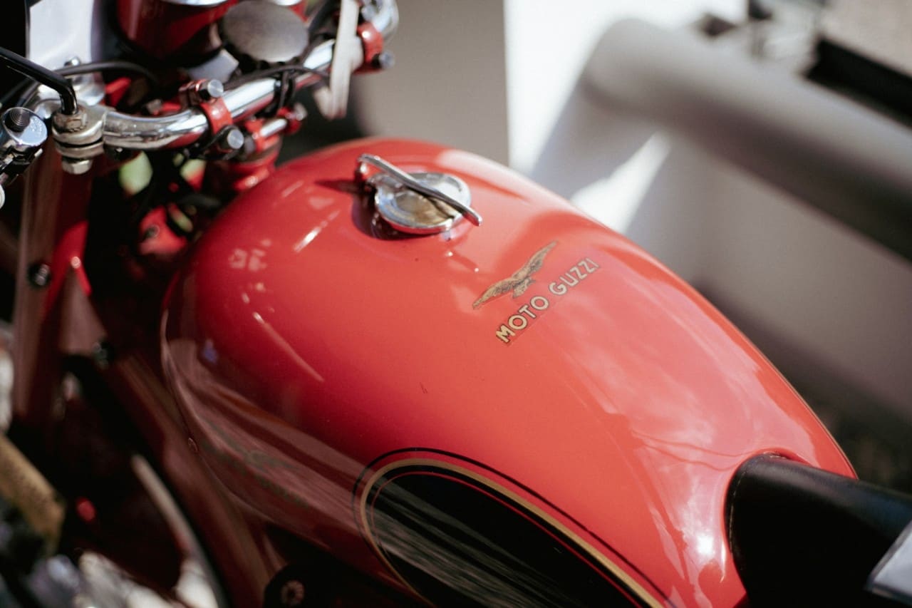 Salone del Mobile e moto d’epoca, il design si rimette in moto